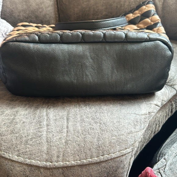 Betty Johnson eclectically paired tote and wallet.(SKU 245) - Picture 6 of 16